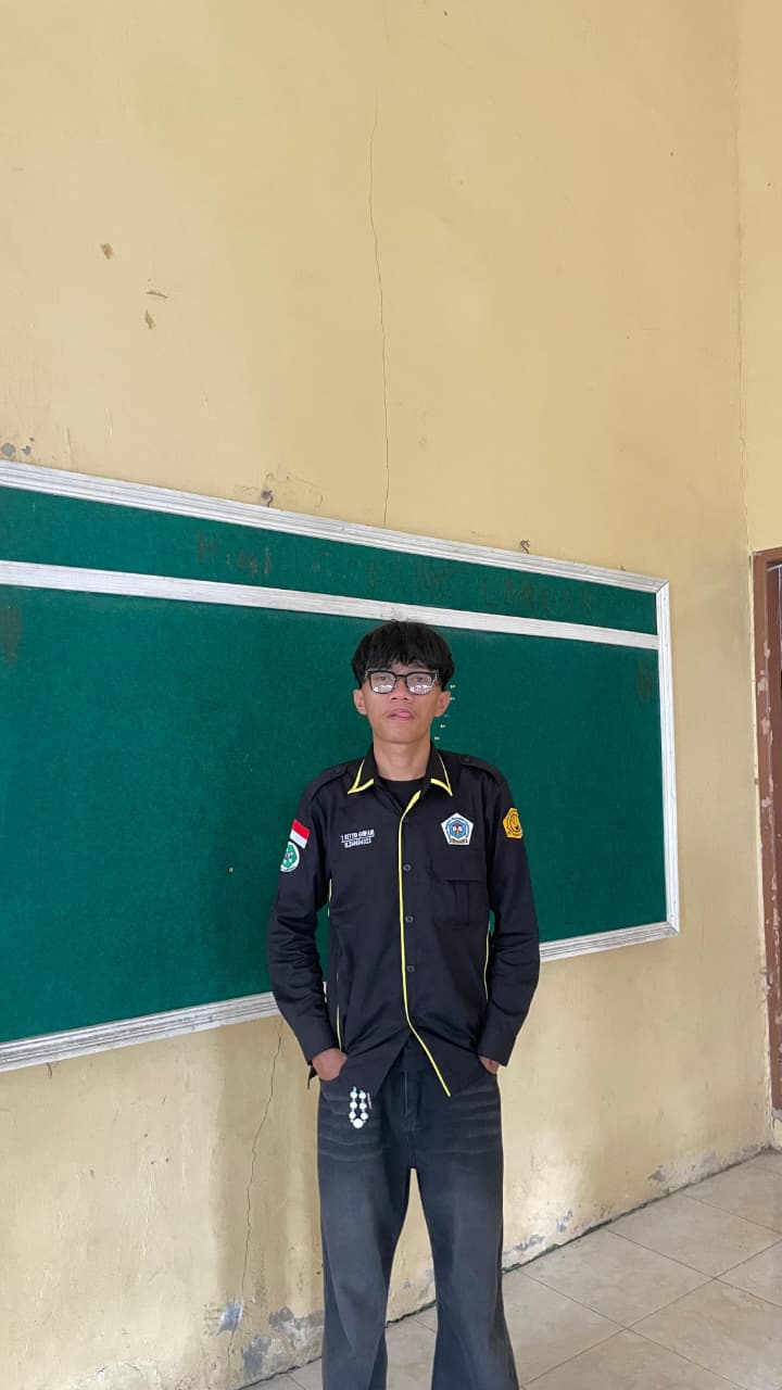 Alumni T Keyzio Ghifari